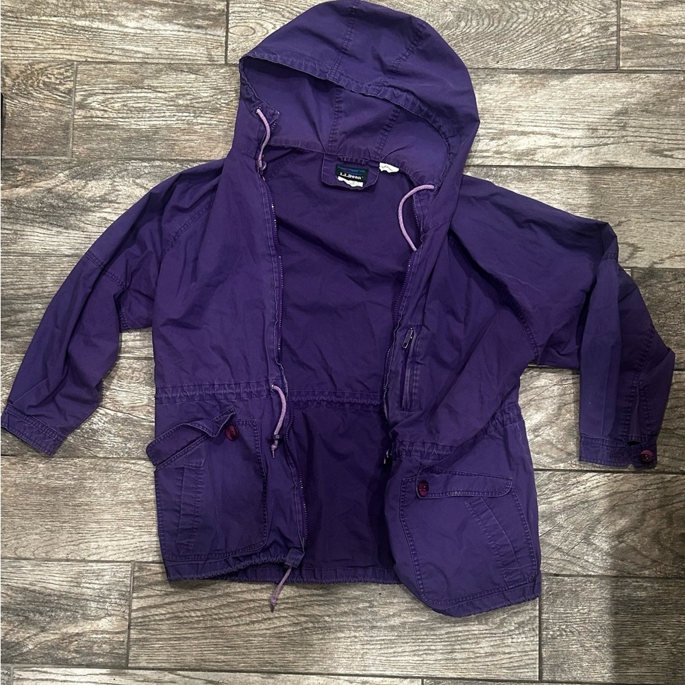 Vintage 1990s LL Bean Woman’s Purple Windbreaker Jacket With Hood Full Zipper M